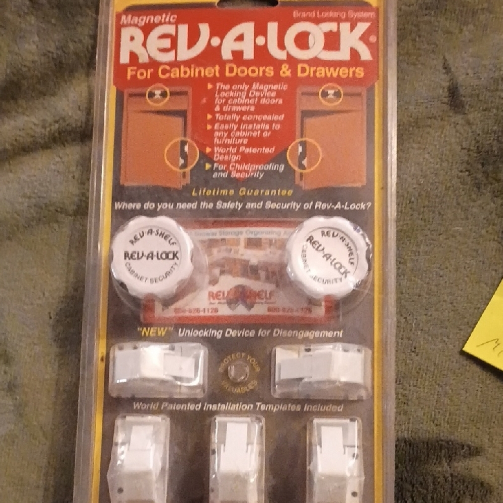 Magnetic Cabinet Lock System - White